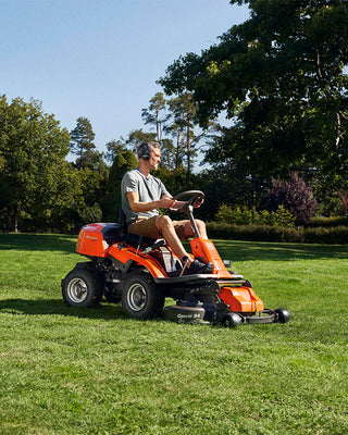 Husqvarna Riders | Perfect for mowing around obstacles